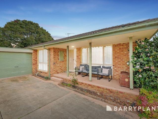 Court Side Comfort in Leafy North Berwick Location