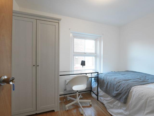 Court Street, London E1, 2 bed shared accommodation to rent, £1,030 pcm | PrimeLocation