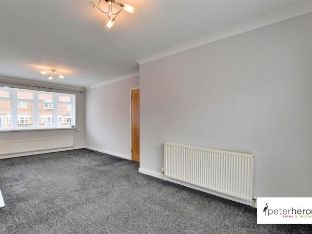 Courtney Drive, Silksworth, Sunderland, Tyne & Wear, SR3 1JS