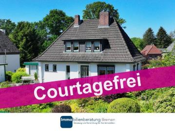 Courtagefrei! Charmantes Einfamilienhaus auf attraktiven Hanggrundstück mit Carport
