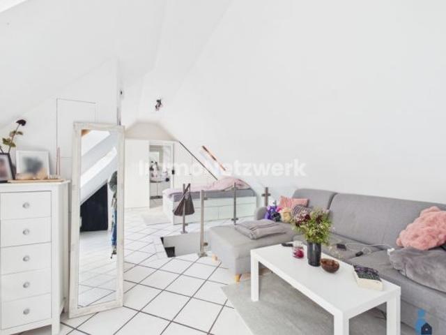 Courtagefrei*schickes DG Appartment & Veluxbalkonen*TOPLAGE