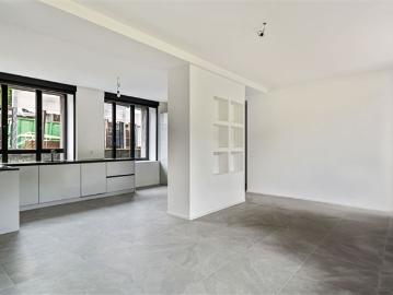 Courtelary, prächtige Wohnung mit 4,5 Zimmern im Erdgeschoss