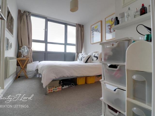 Courtenay House, Brixton 1 bed flat to rent £1,850 pcm £427 pw