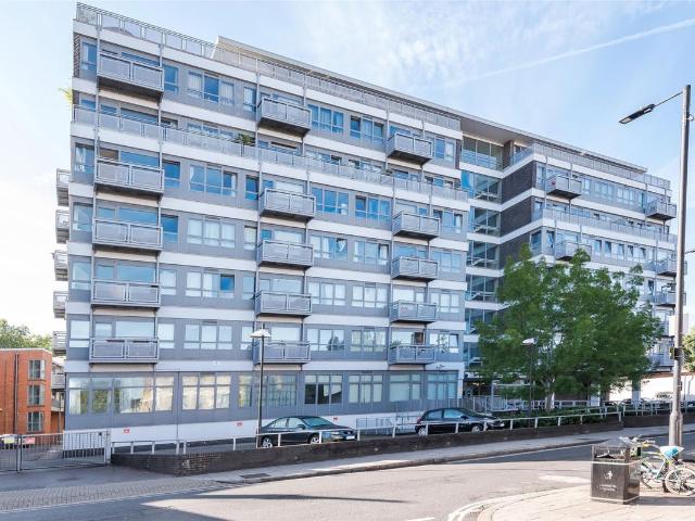 Courtenay House, New Park Road SW2, 2 bed flat to rent, £2,100 pcm | PrimeLocation