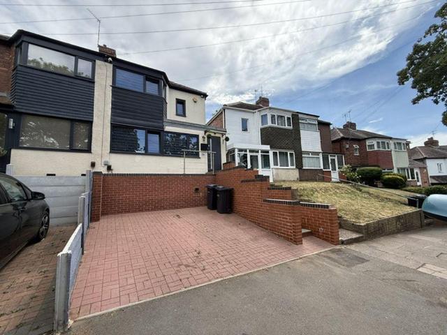 Courtenay Road, Birmingham B44 2 bed semi detached house to rent £1,250 pcm £288 pw