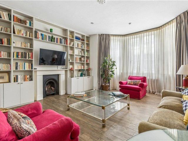 Courtfield Gardens, South Kensington, London SW5, 2 bed flat to rent, £4,300 pcm | PrimeLocation
