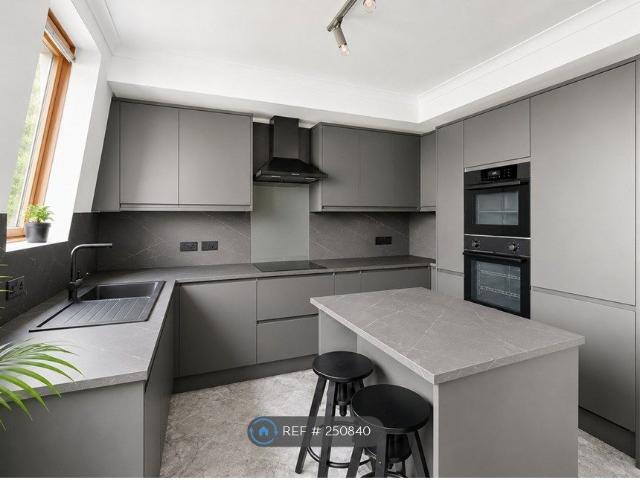 Courtfield Road, London SW7, 1 bed flat to rent, £3,142 pcm | PrimeLocation