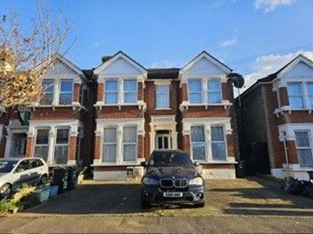 Courtland Avenue, Ilford, Essex IG1, 1 bed flat to rent, £1,430 pcm | PrimeLocation