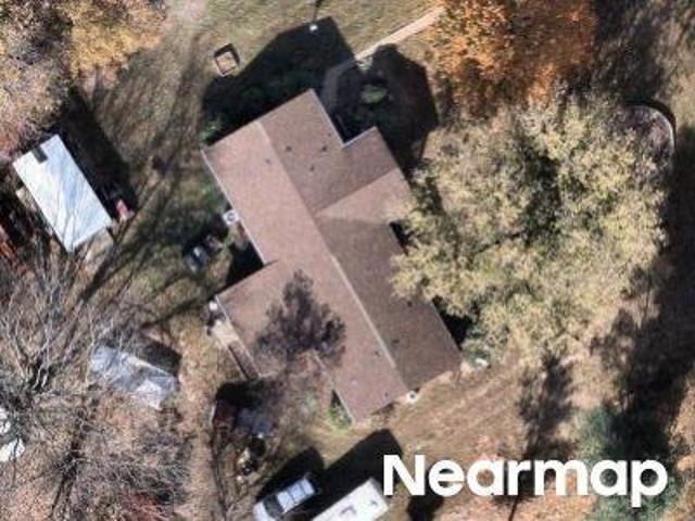 Courtland Dr
