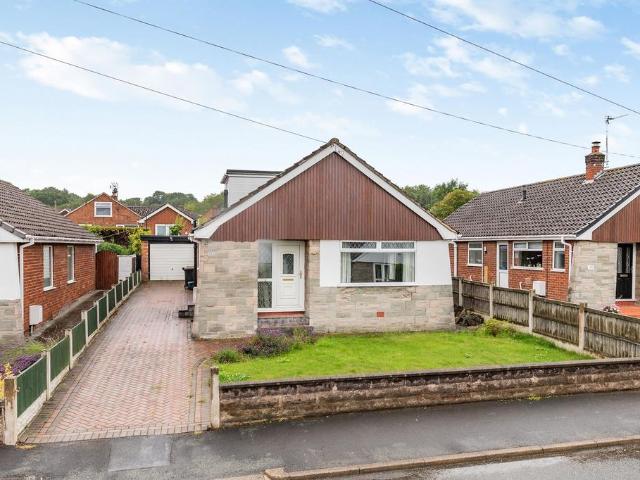 Courtland Drive, Deeside CH5 3 bed detached bungalow to rent £1,300 pcm £300 pw
