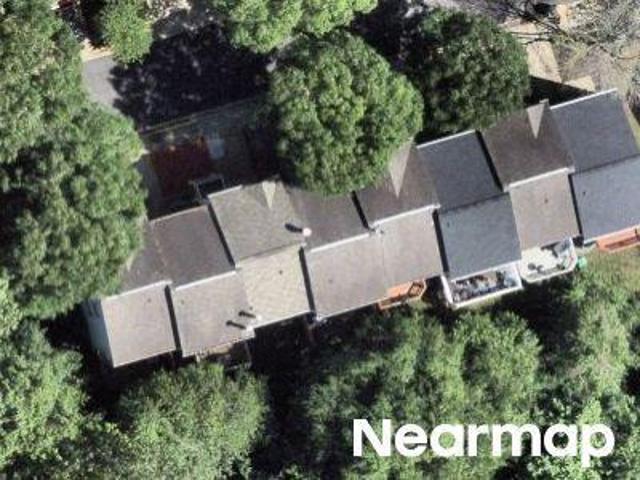 Courtland Ln