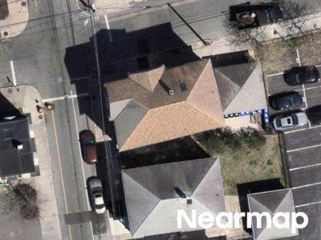 Courtland St
