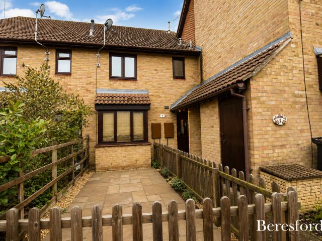 Courtland Place, CM9 1 bed terraced house to rent £975 pcm £225 pw