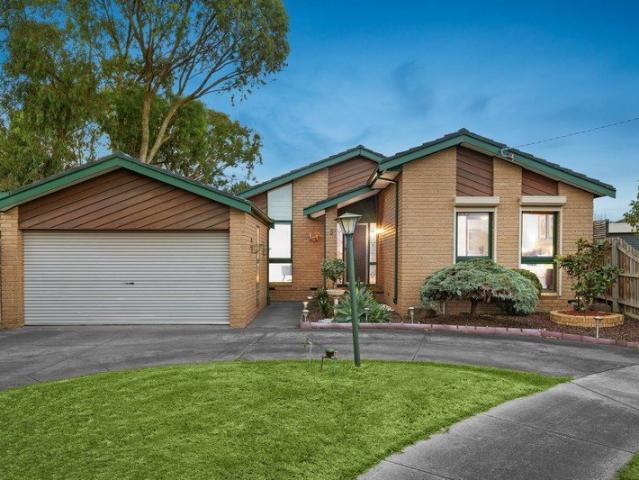 Courtside Comfort with Exceptional Space, Flexibility & Convenience