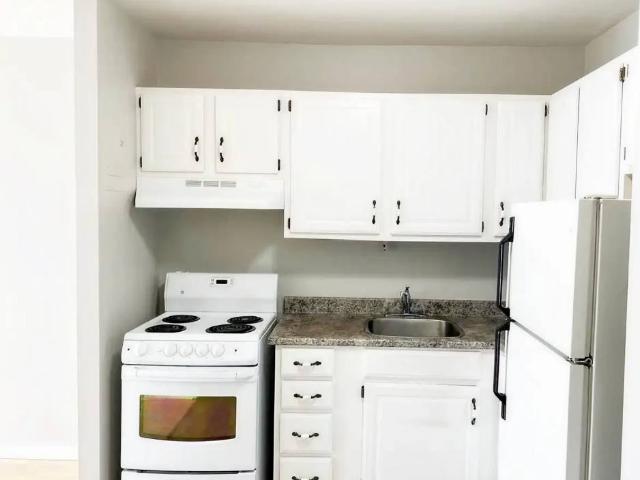 Courtview Suites 2 Bedroom Apartment for Rent at 13 1 13 Ivan Court, Moncton, NB E1C 8T3 Old North End