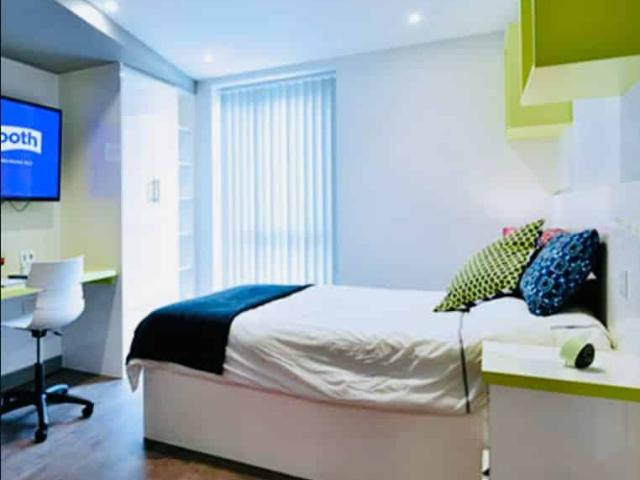Courtyard Block B Student Accommodation In Huddersfield, UK | Amber