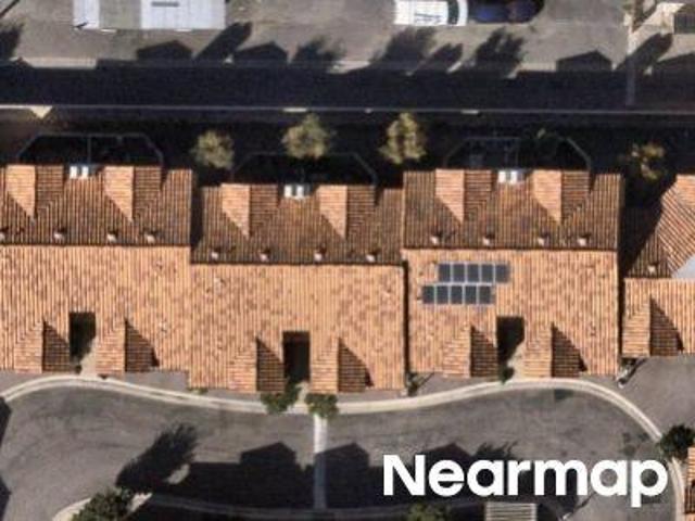 Courtyard Dr