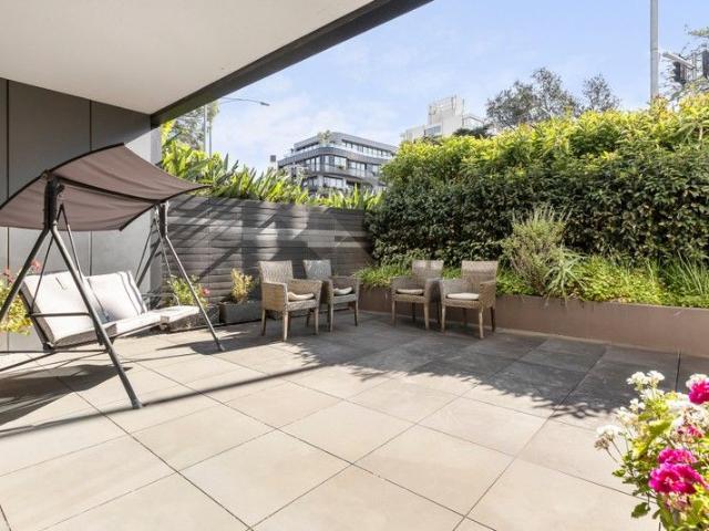 Courtyard Living in Prime Armadale Locale