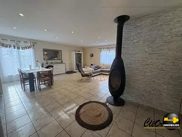 Cousance 39190 Achat / Vente maison 5 pièces t5 parking