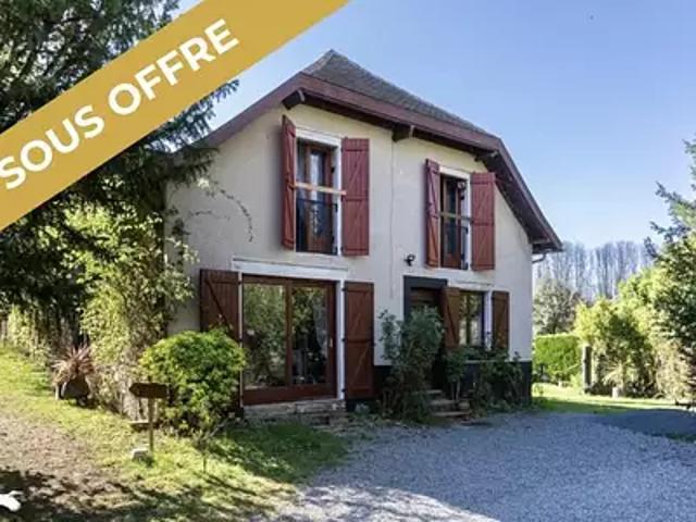 Coussac Bonneval 87500 Achat / Vente maison 5 pièces t5 au dernier étage parking