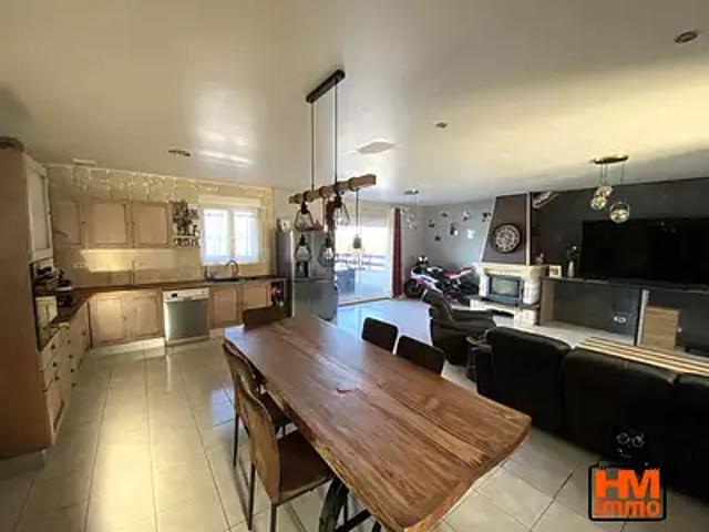 Coussac Bonneval 87500 Achat / Vente maison 7 pièces t7 au dernier étage