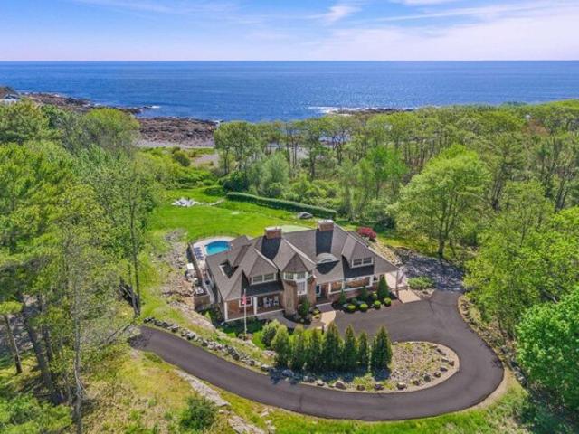 Cove Rd, York, Home For Sale