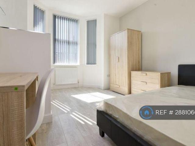 Coventry, Coventry, CV1 1 bed in a house share to rent £725 pcm £167 pw