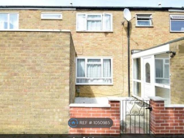Coventry Close, Stevenage SG1, 3 bed terraced house to rent, £1,700 pcm | PrimeLocation