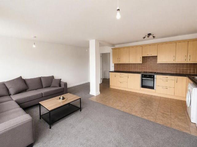 Coventry Road, Birmingham B26, 1 bed flat to rent, £825 pcm | PrimeLocation
