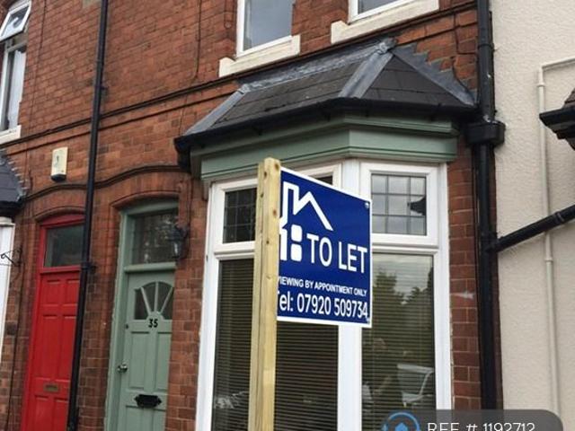 Coventry Road, Hinckley, LE10 3 bed terraced house to rent £1,300 pcm £300 pw