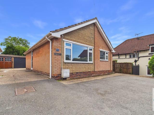 Coventry Road, Kingsbury B78, 3 bed detached bungalow to rent, £1,400 pcm | PrimeLocation