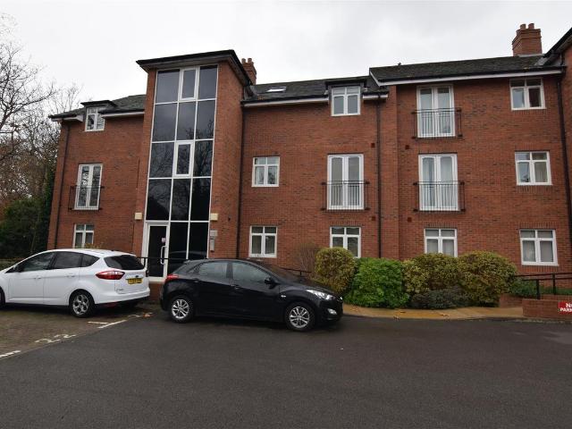 Coventry Road, Warwick CV34, 2 bed flat to rent, £1,100 pcm | PrimeLocation
