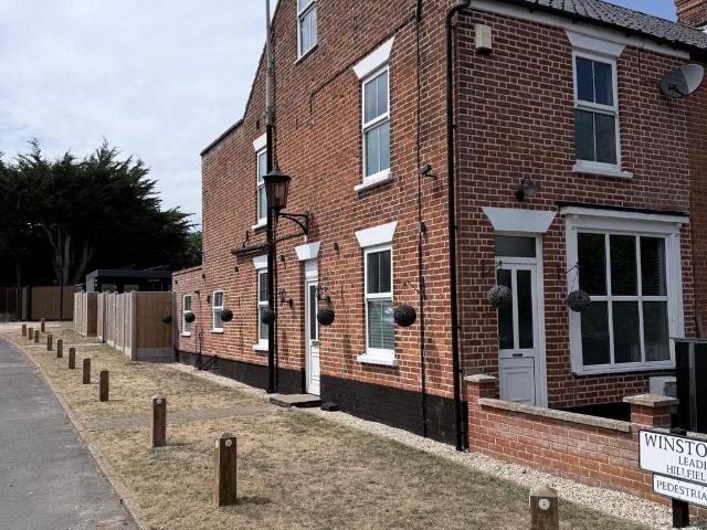 Covert Road, Reydon IP18 3 bed terraced house to rent £1,395 pcm £322 pw