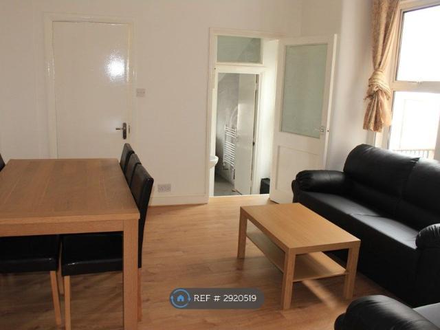 Coverton Road, London SW17, 5 bed flat to rent, £4,300 pcm | PrimeLocation