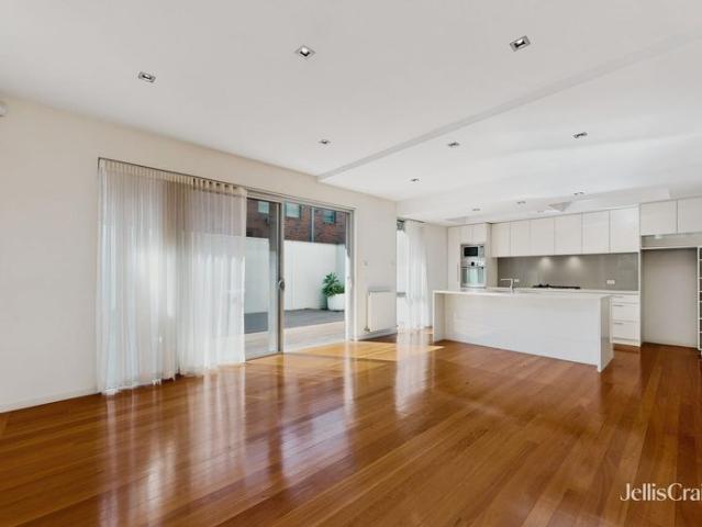 Coveted Corner Position in the Gardenvale Primary Zone