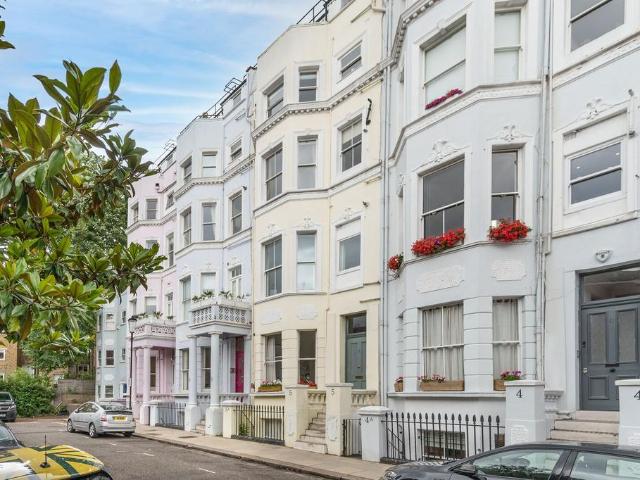Coville Houses, Notting Hill, London. 1 bed flat to rent £3,250 pcm £750 pw