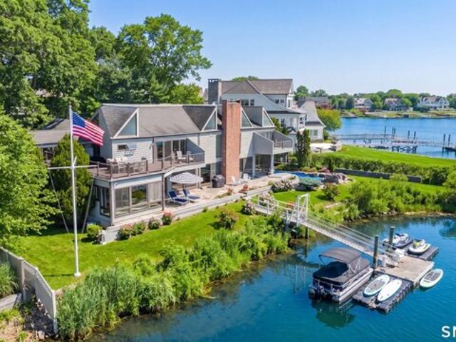 Covlee Dr, Westport, Home For Sale