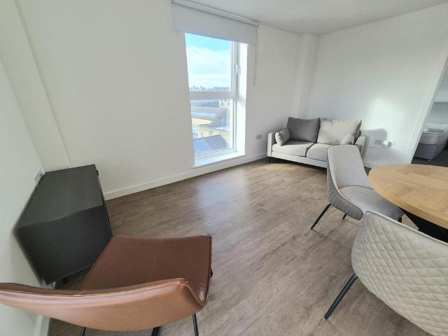 Cow Green, HALIFAX 2 bed apartment to rent £1,195 pcm £276 pw