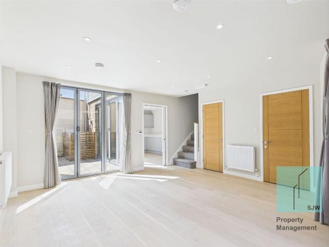 Cowan Gardens, London N15, 4 bed detached house to rent, £3,200 pcm | PrimeLocation