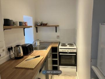 Cowane Street, Stirling FK8, 2 bed flat to rent, £900 pcm | PrimeLocation