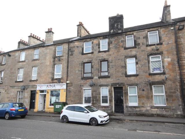 Cowane Street, Stirling Town. 2 bed flat to rent £895 pcm £207 pw