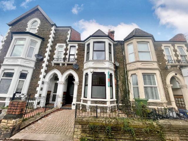 Cowbridge Road East, CARDIFF, CF5 2 bed flat to rent £1,100 pcm £254 pw