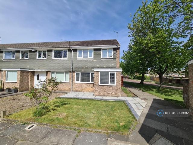 Cowdray Court, Newcastle Upon Tyne, NE3 3 bed end of terrace house to rent £1,200 pcm £277 pw