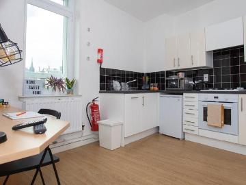 Cowgate, Edinburgh EH1, Studio to rent, £1,235 pcm | PrimeLocation