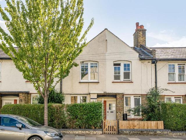 Cowick Road, Tooting, London, SW17 2 bed terraced house to rent £2,400 pcm £554 pw