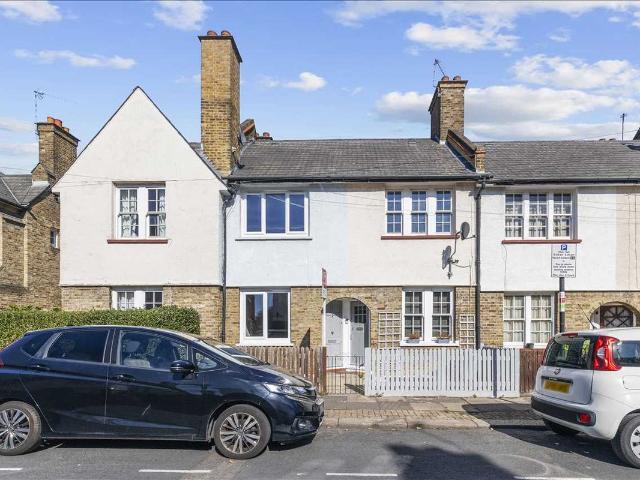 Cowick Road, Tooting SW17, 2 bed maisonette to rent, £2,400 pcm | PrimeLocation