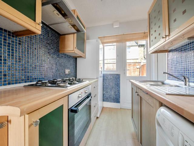 Cowick Road, London, SW17 2 bed house to rent £2,300 pcm £531 pw