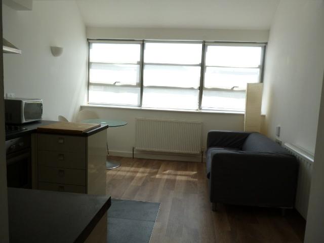 Cowley Road, Oxford OX4, 1 bed flat to rent, £1,050 pcm | PrimeLocation