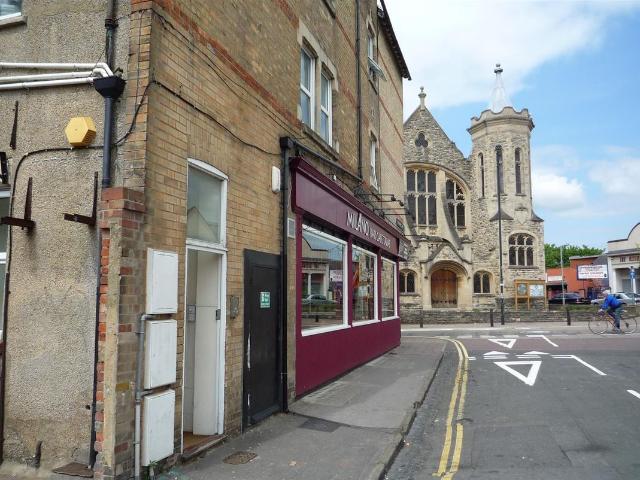 Cowley Road, Oxford OX4, 4 bed flat to rent, £3,120 pcm | PrimeLocation