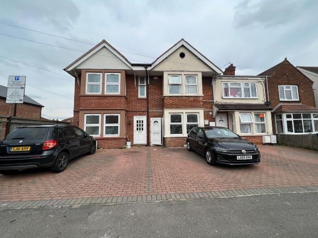 Cowley Road, Oxford, Oxfordshire OX4, 3 bed end terrace house to rent, £2,250 pcm | PrimeLocation